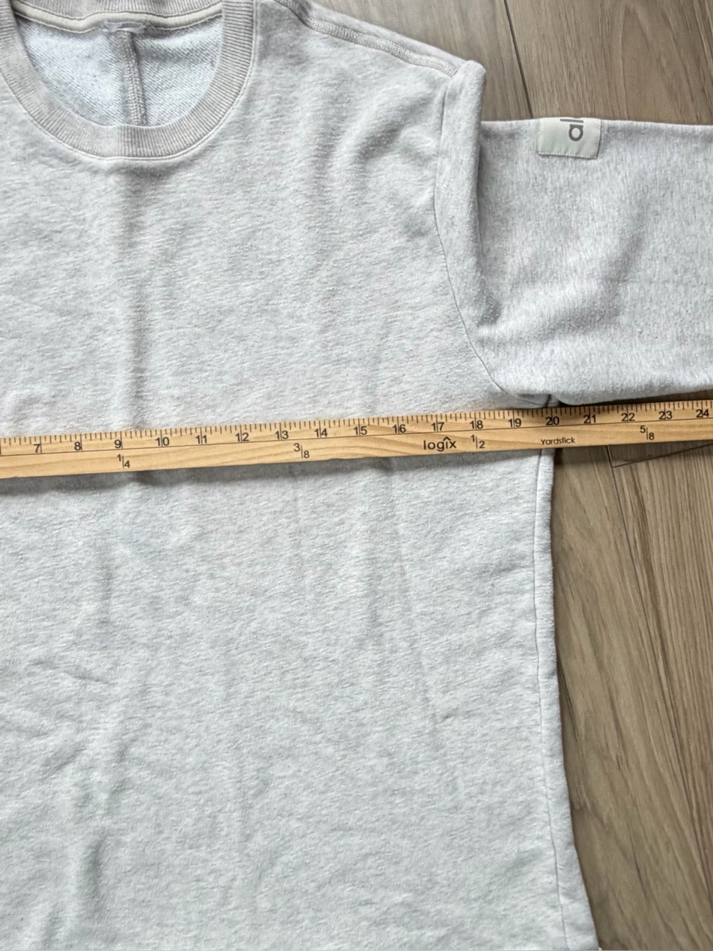 Alo Yoga Oatmeal Heather Crewneck Sweatshirt Long Sleeve See Measurements - Picture 4 of 5